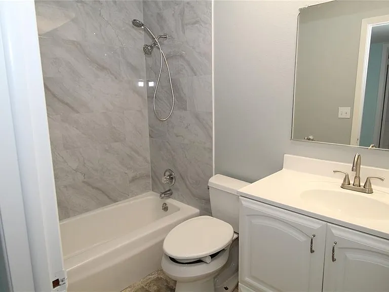 1104 Desert Hills Dr — Photo 17
