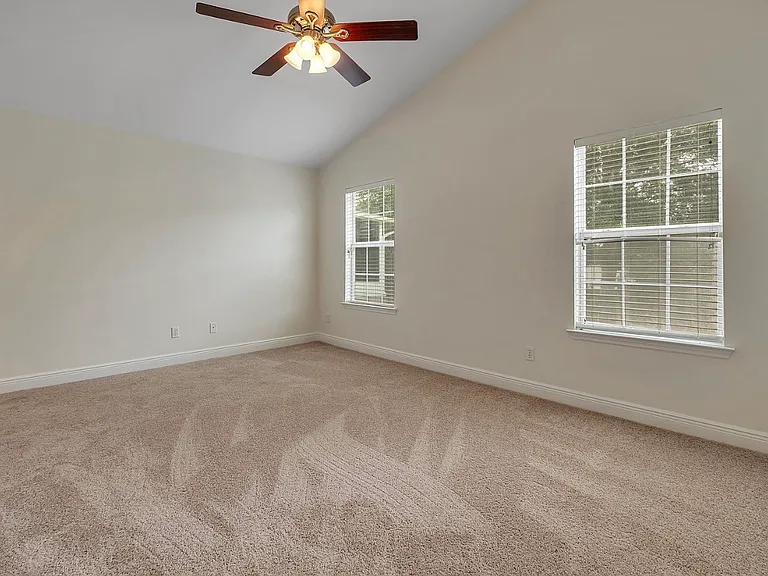 3259 Emerson Ln — Photo 8
