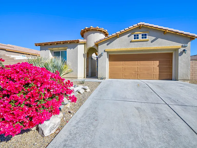 62528 N Starcross Dr — Photo 3