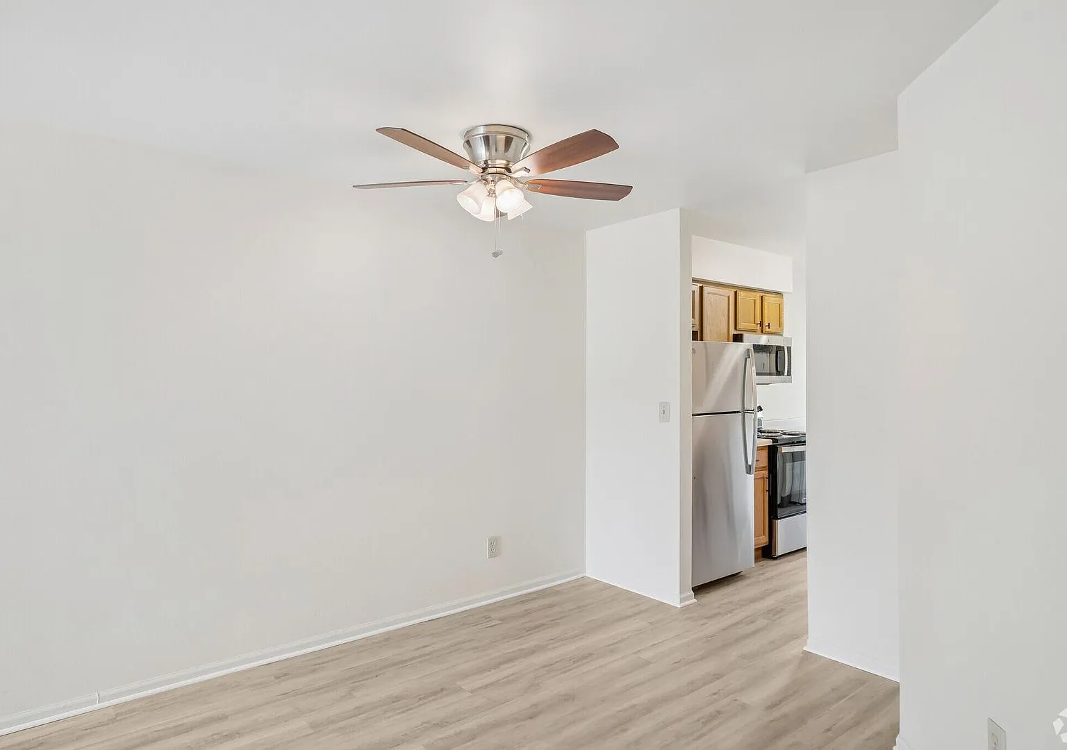 Hidden Creek 2 Bed 1.5 Bath home! — Photo 3