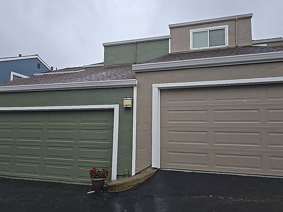 2nd image of 412 Camelback Rd