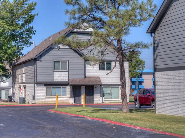 Windsor Village Townhomes, 5214 E 47th Pl #6, Tulsa, OK 74135