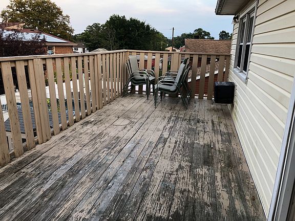 5th image of 351 Jefferson Blvd Fl 2
