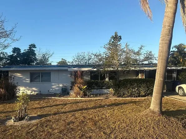 2131 Aldridge Ave, Fort Myers, FL 33907