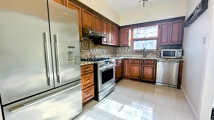 Rented by EXP Realty NYC | media 6