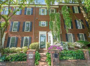 434 Tschiffely Square Rd, Gaithersburg, MD 20878