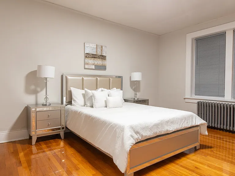 Randolph Manor Apartments — Photo 3