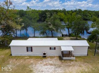 136 Manning Ln, Folkston, GA 31537