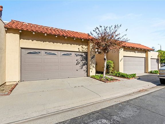 2nd image of 13009 Camino Del Rey