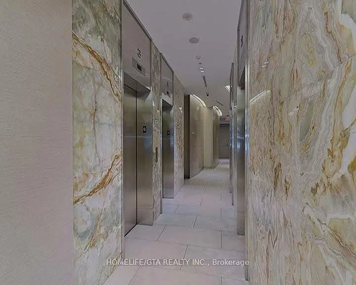 70 Roehampton Ave #1914 — Photo 11