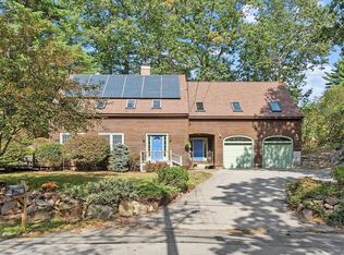 28 Foster St, Beverly, MA 01915