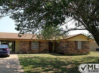 59 Roberts Rd, Mineral Wells, TX 76067