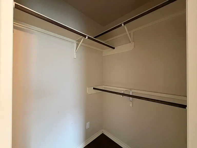 1618 Birch Pl — Photo 10