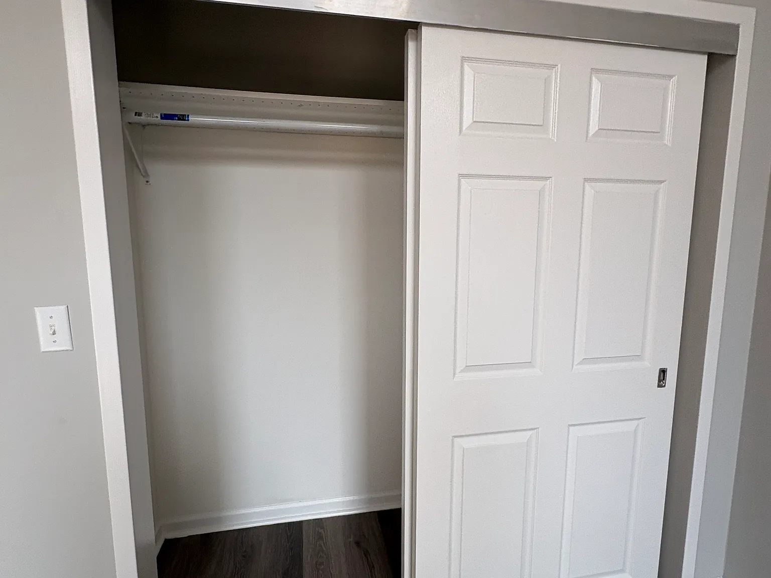 1 bed, 831 sqft, $2,181 — Photo 4