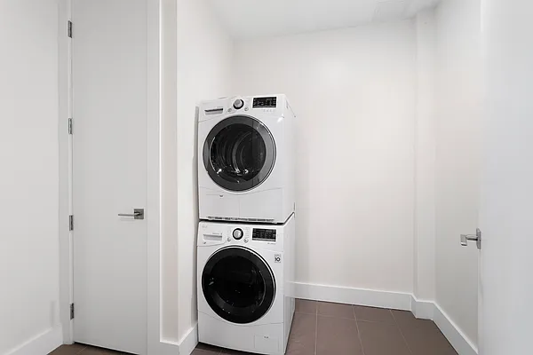 Rented by Safdie Realty Group | media 64