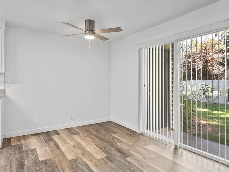 Sienna Pointe — Photo 3
