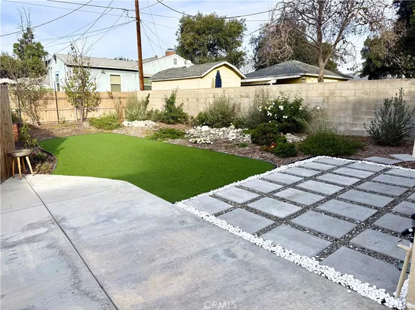 215 S Mills Ave, Claremont, CA 91711