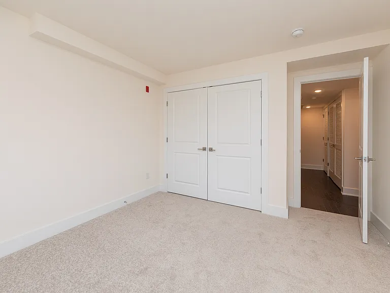 2445 N Front St #3 — Photo 17