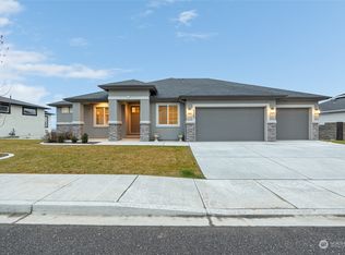 5307 S Kent St, Kennewick, WA 99337
