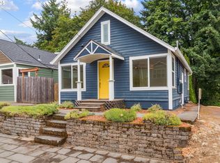 925 SW Gaines St, Portland, OR 97239