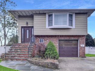 4396 Merrick Rd, Massapequa, NY 11758