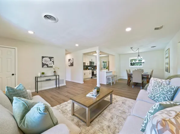 413 Andrew Dr, Valparaiso, FL 32580