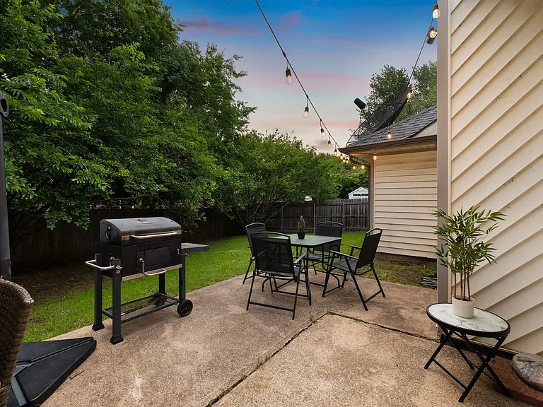 4143 Norway Ln — Photo 33