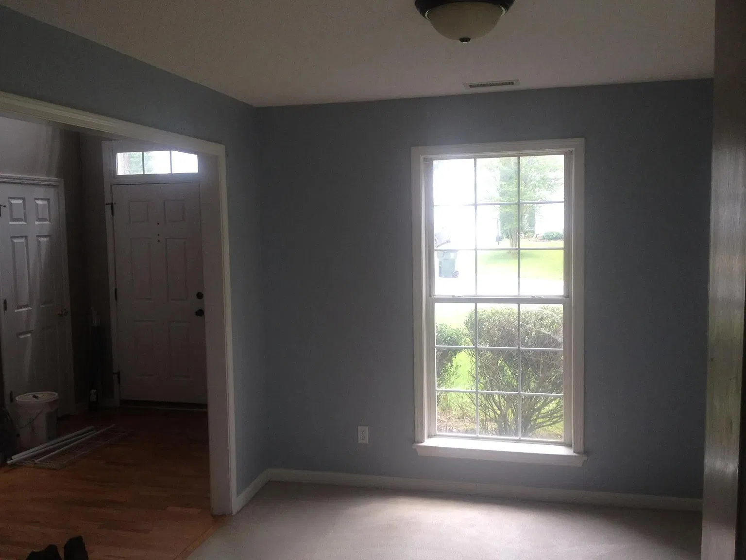 3 bed, 1876 sqft, $2,295 — Photo 4