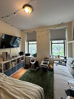 Rented by Corcoran | media 2