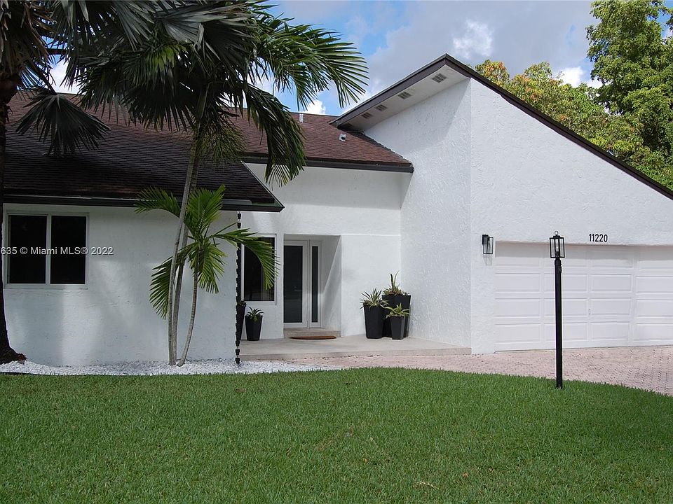 1st image of 11220 SW 131st Ave #0