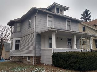 D098 - S West St 200, Royal Oak, MI 48067