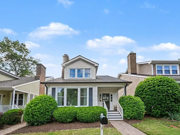 3305 Glen Henry Dr, Raleigh, NC 27612