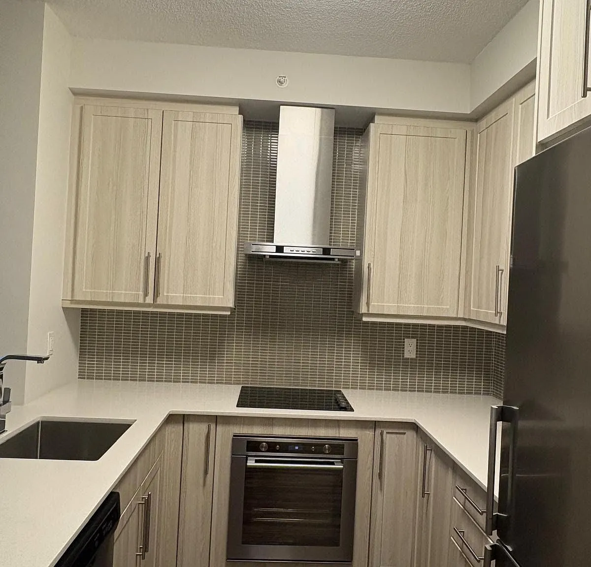 2 bed, $3,000 — Photo 3