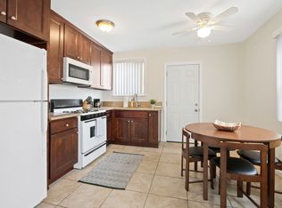 2709 1/2 W Vernon Ave, Los Angeles, CA 90008