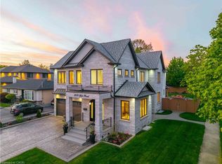 3471 Yale Rd, Mississauga, ON L5A2V4