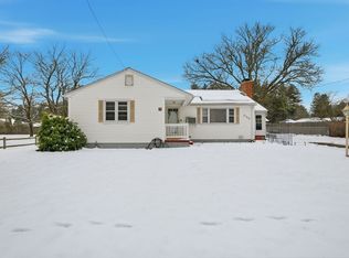 135 Bulat Dr, Springfield, MA 01129