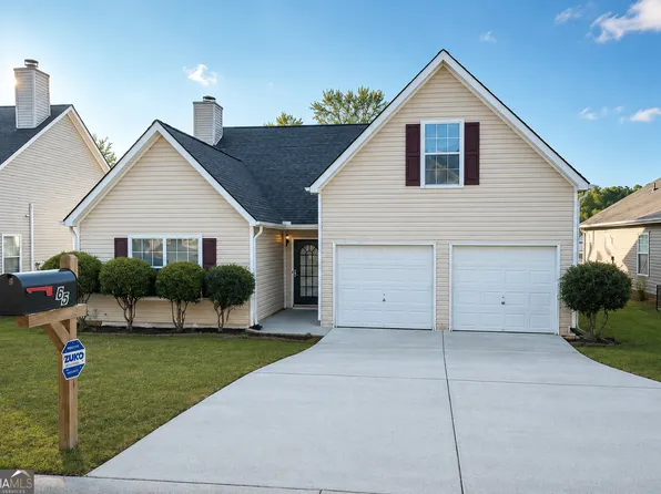 65 Waters Edge Way, Fayetteville, GA 30215
