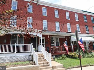 122 Green St, Downingtown, PA 19335
