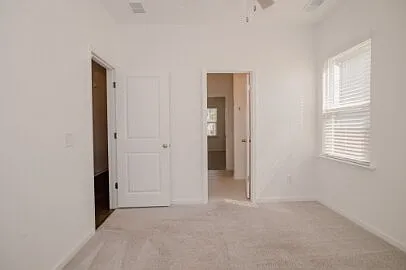 321 Bountiful Dr — Photo 4