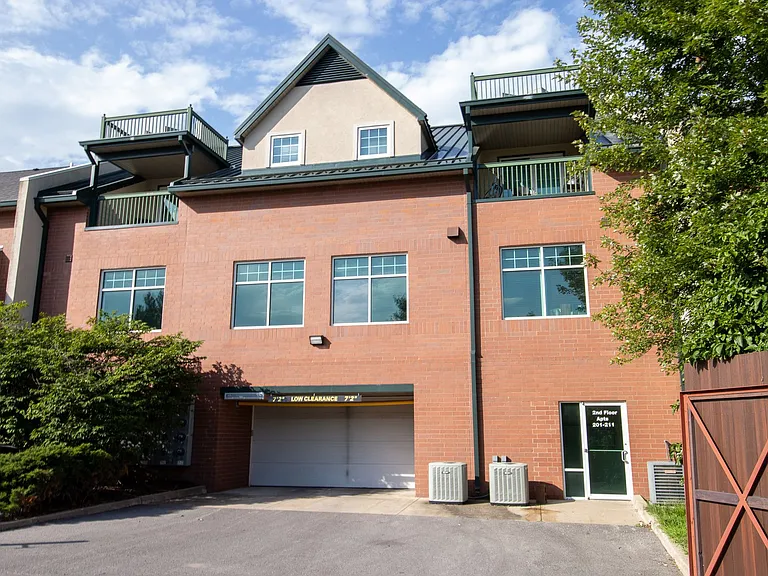 1101 Club Village Dr — Photo 1