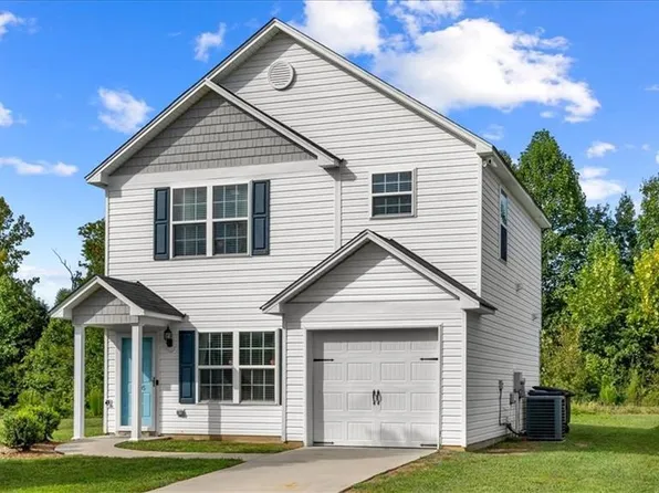 4105 Davis Ridge Ct, Greensboro, NC 27405