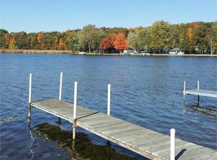 2406 Oakwood Dr, Hillsdale, MI 49242