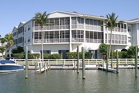 1st image of 18086 San Carlos Blvd APT 823