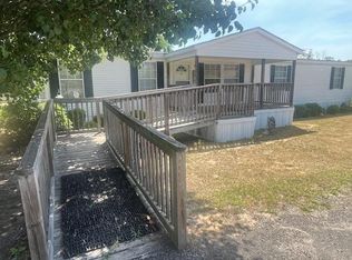 3225 Peach Orchard Rd, Dalzell, SC 29040