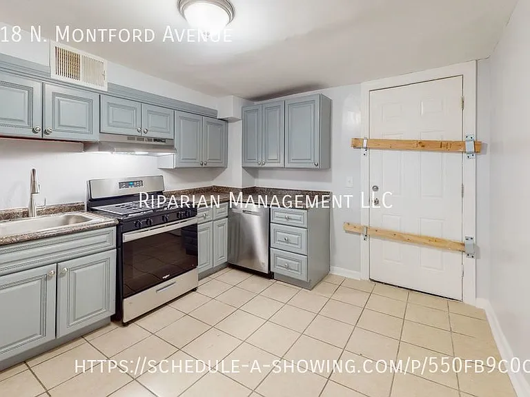 618 N Montford Ave — Photo 8