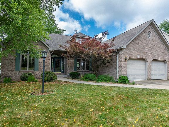 3rd image of 3724 E Tamarron Dr