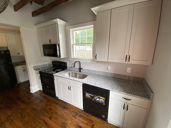 5th image of 605 West Ave #A
