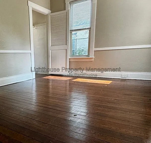 871 Wood St — Photo 6