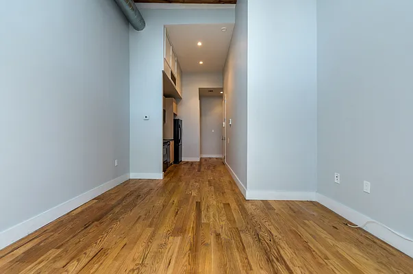 Rented by Nooklyn NYC LLC | media 21