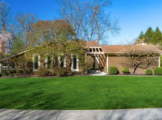 1113 Autumn Creek Cir, Westerville, OH